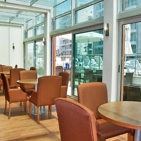 B-suites & Wellness ゲブゼ