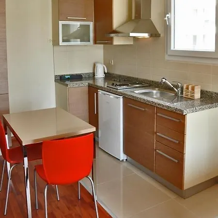 B-suites & Wellness 2*