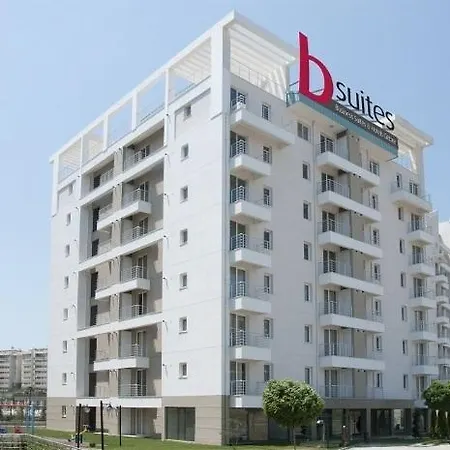 ホテル B-suites & Wellness 2*