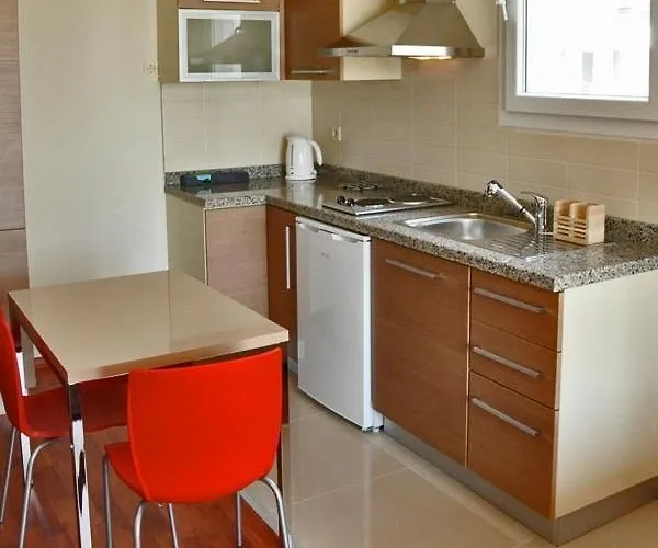 B-suites & Wellness 2*