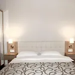 B-suites & Wellness