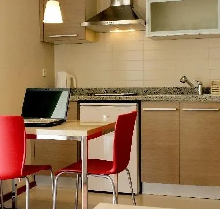 Отель B-suites & Wellness Гебзе